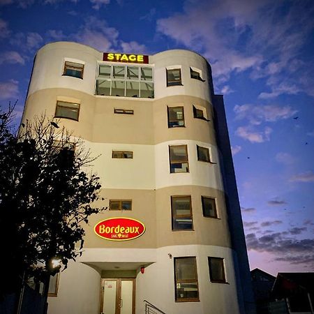 Hotel Bordeaux Galaţi Exterior foto